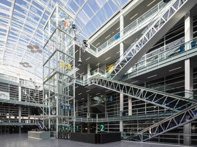 Messe Zurich Gebaeude 05